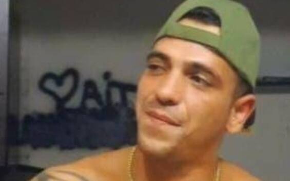 Omicidio ad Abano Terme, il 31enne Mattia Caruso accoltellato al cuore in strada Omicidio ad Abano Terme, il 31enne Mattia Caruso accoltellato al cuore in strada